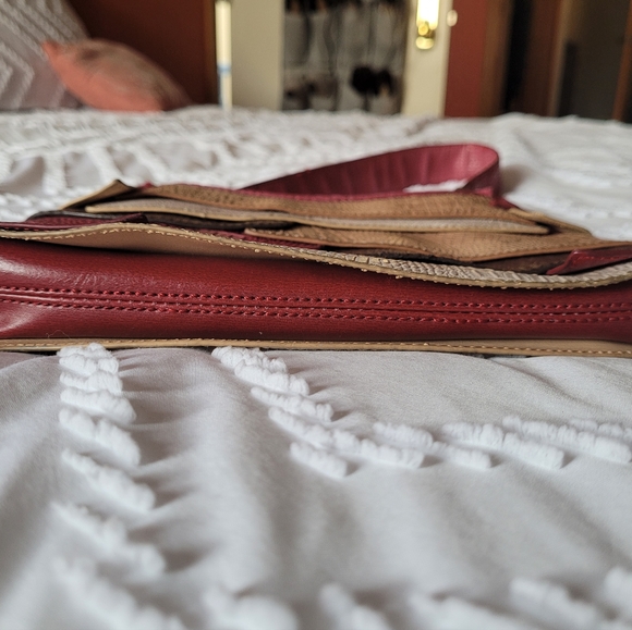 Purse - Picture 4 of 4